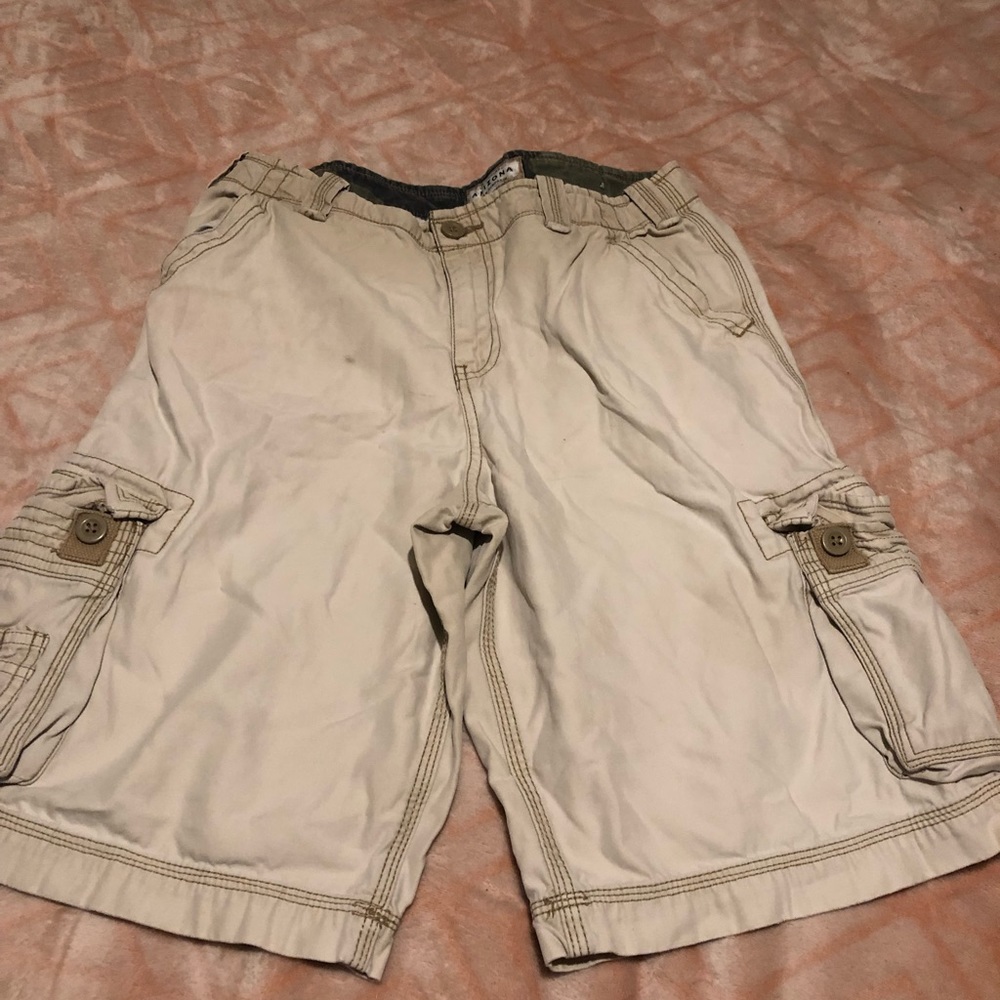 Arizona cargo shorts!